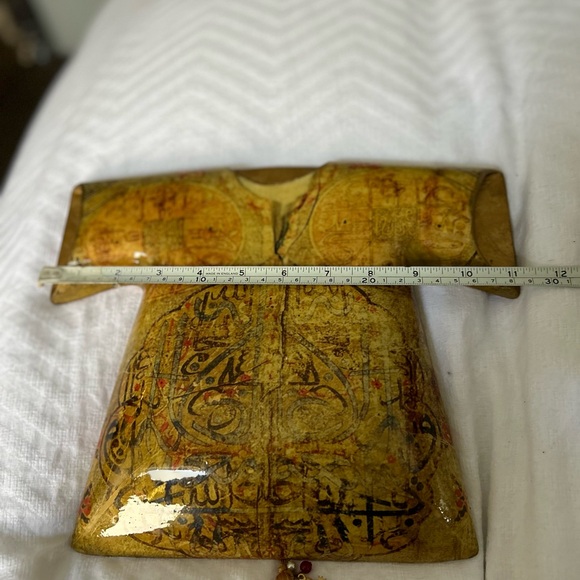 Ceramic Talisman shirt in mustard and gold - Picture 9 of 10